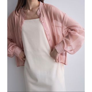 ダブルクローゼット(w closet)のchaco closet シアースタンドカラーショート丈シャツ ピンク(シャツ/ブラウス(長袖/七分))