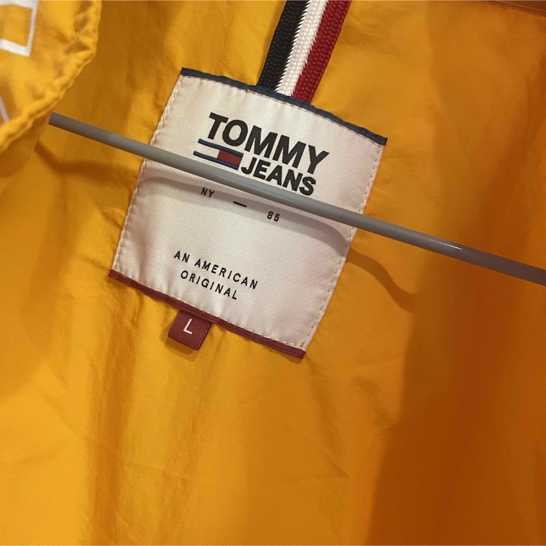 TOMMY JEANS(トミージーンズ)のトミージーンズ　トミー　アウター　上着 レディースのジャケット/アウター(その他)の商品写真