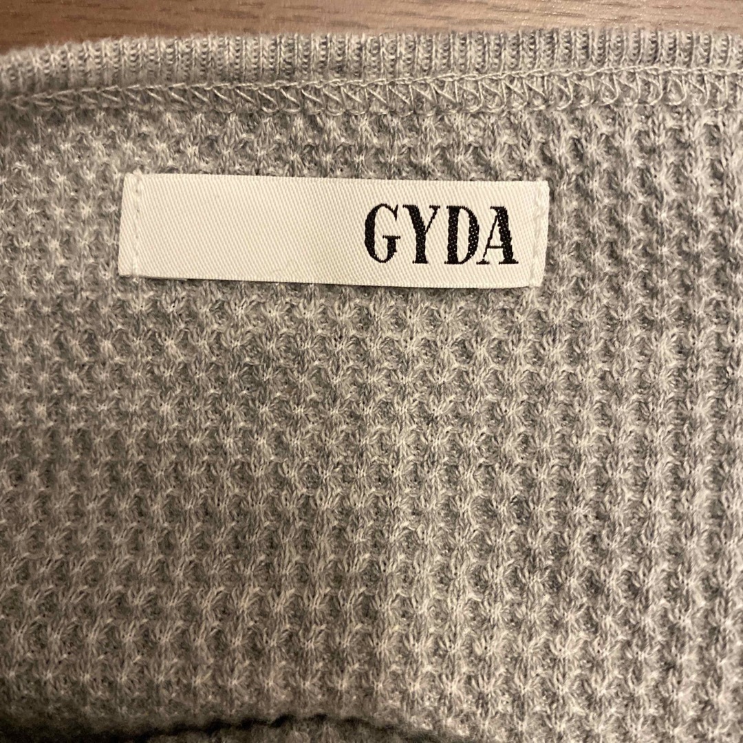 GYDA(ジェイダ)の値下げ中❗️★新品未使用★GYDA グレー かのこ タンクトップ ノースリーブ レディースのトップス(タンクトップ)の商品写真