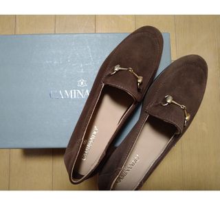 イエナ(IENA)のCAMINANDO SUEDE BIT SLIP ON ブラウン(スリッポン/モカシン)