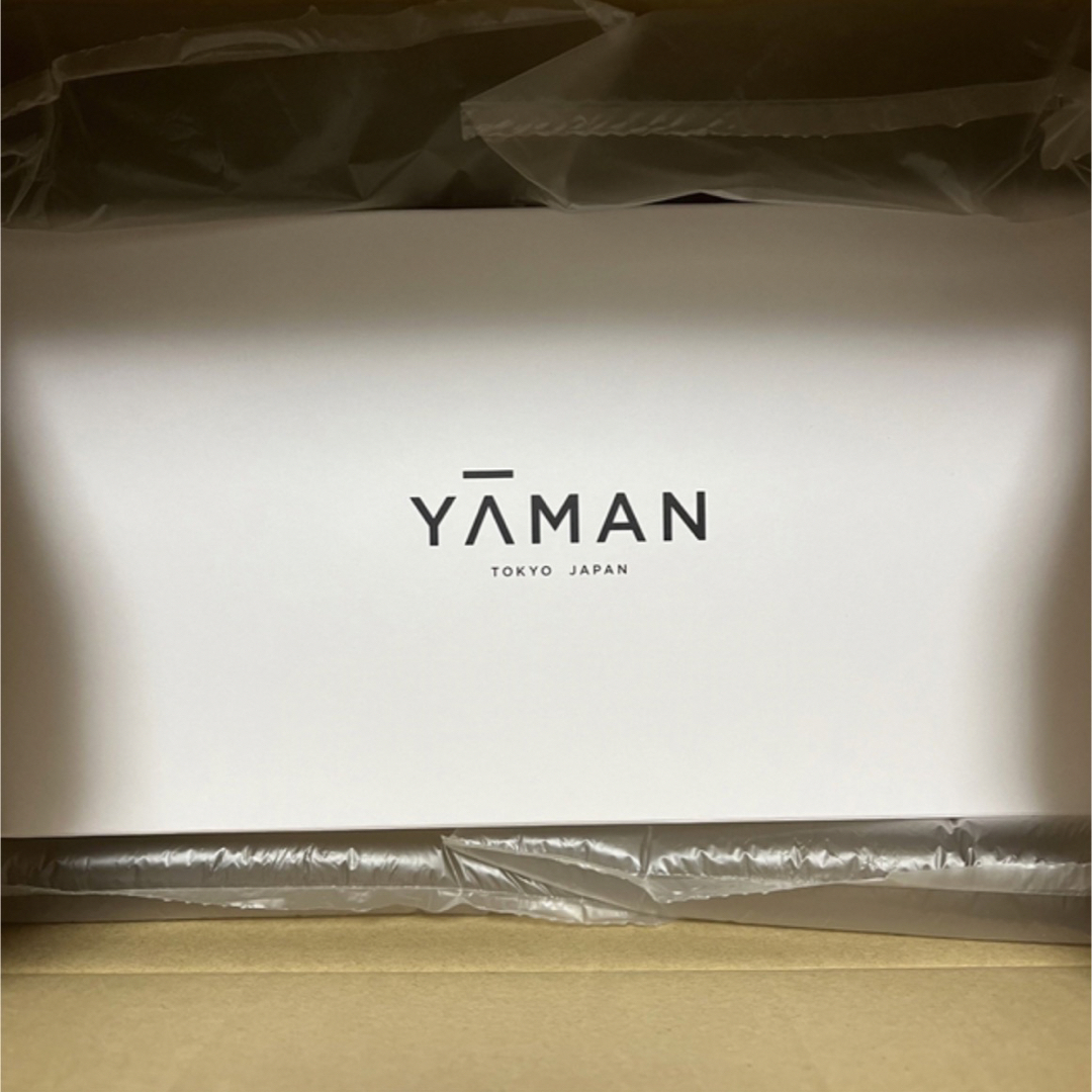 YA-MAN(ヤーマン)の【新品・未開封】YA-MAN超音波トリートメント シャインプロ グレージュ スマホ/家電/カメラの美容/健康(ヘアアイロン)の商品写真