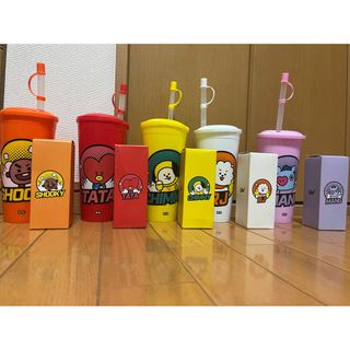 BT21 CGV コラボ タンブラー フィギュア セットの通販|ラクマ