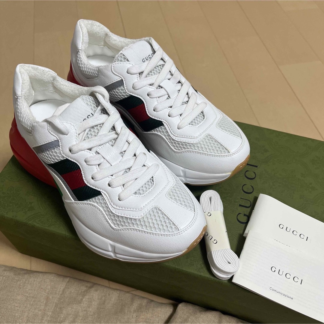 Gucci(グッチ)の新品　グッチ GUCCI ライトンスニーカー　レディース　35+ 22.5㎝希少 レディースの靴/シューズ(スニーカー)の商品写真