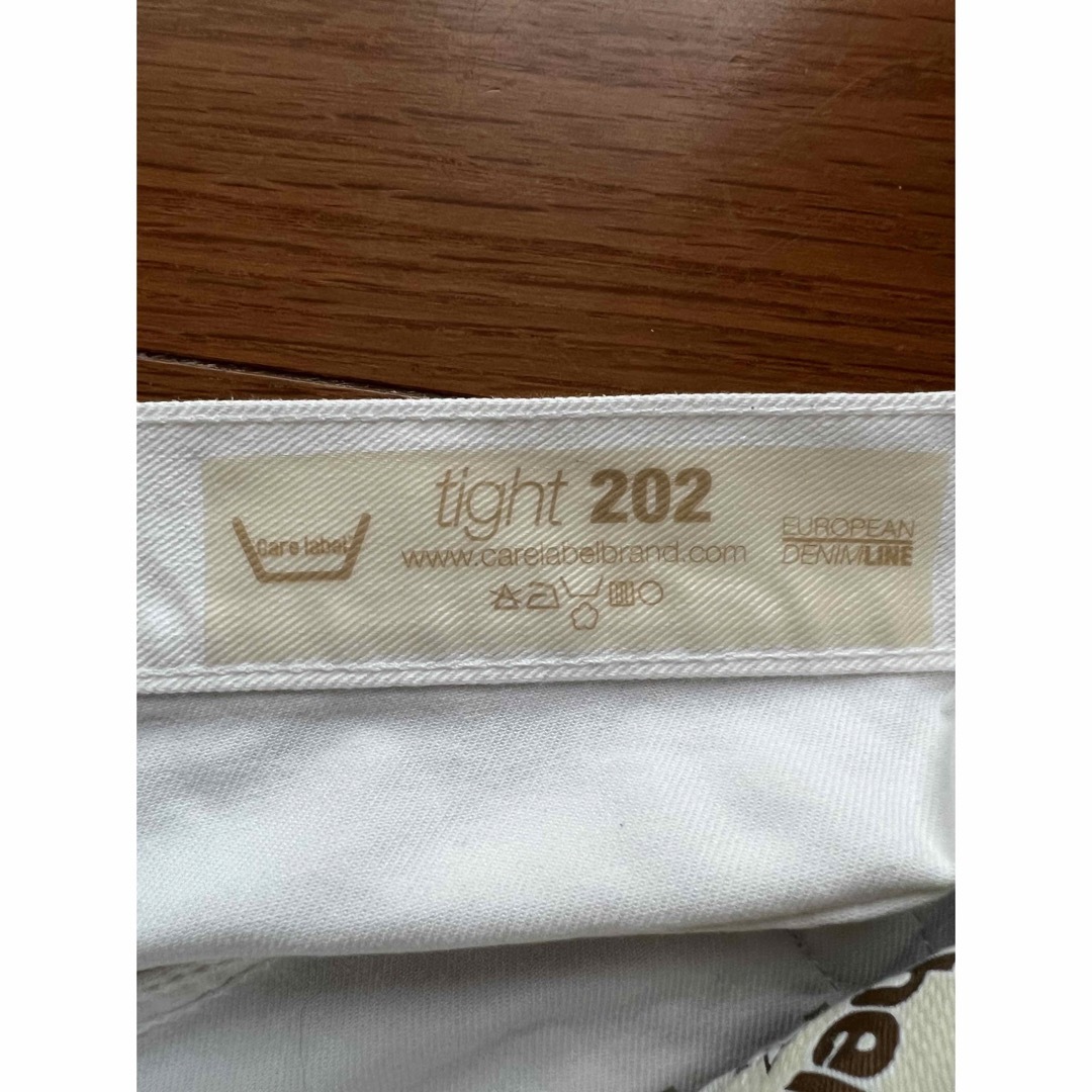 JACOB COHEN(ヤコブコーエン)のCare Label　ケアレーベル イタリア製  ホワイト ジーンズ  W33 メンズのパンツ(デニム/ジーンズ)の商品写真