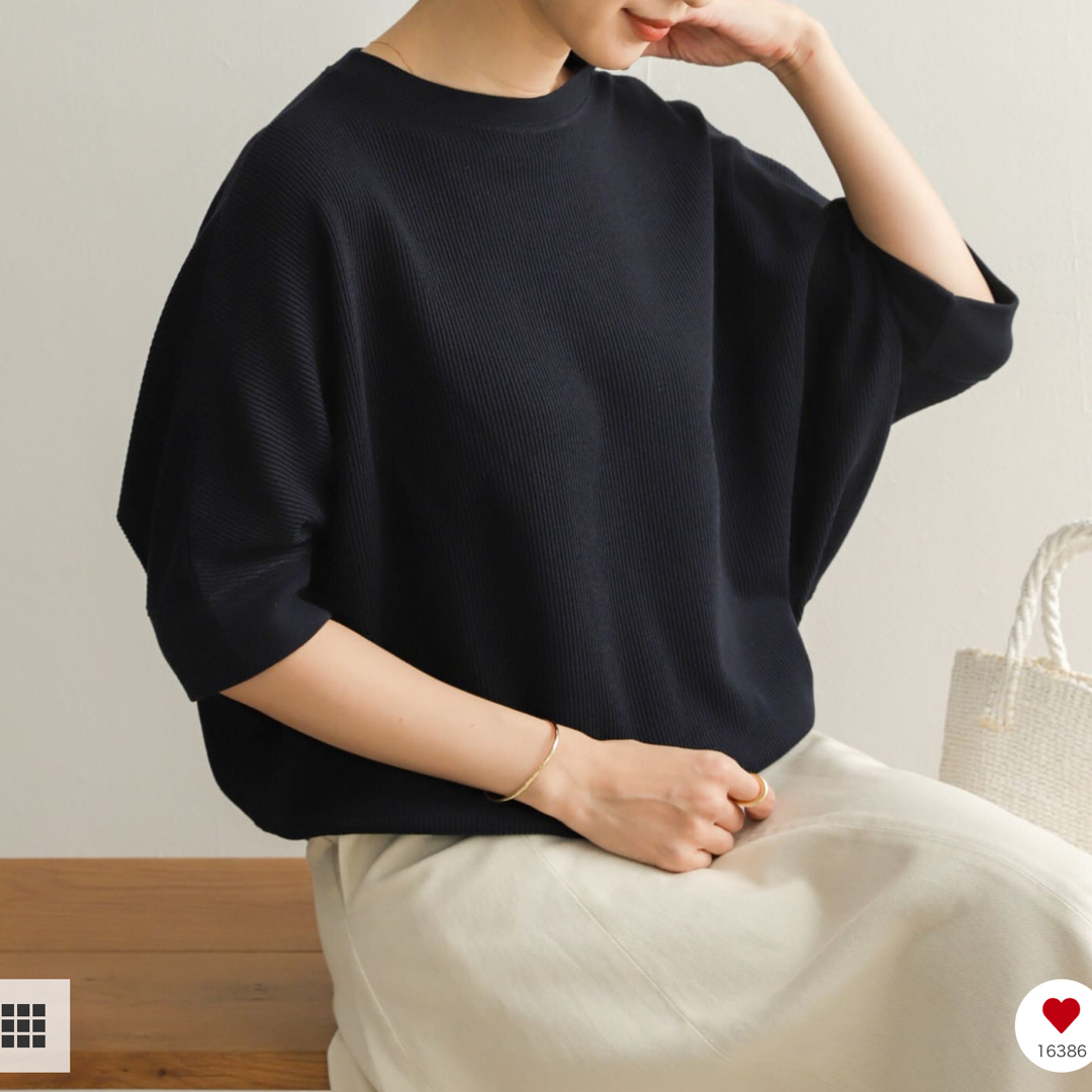 URBAN RESEARCH DOORS(アーバンリサーチドアーズ)のタックフライスワイドTシャツ【NAVY】未開封 レディースのトップス(Tシャツ(長袖/七分))の商品写真