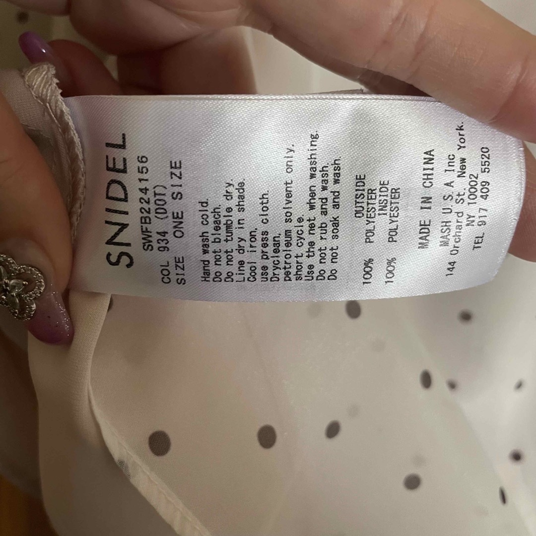 SNIDEL(スナイデル)のSNIDEL オーガンジースルーブラウス ドット レディースのトップス(シャツ/ブラウス(長袖/七分))の商品写真