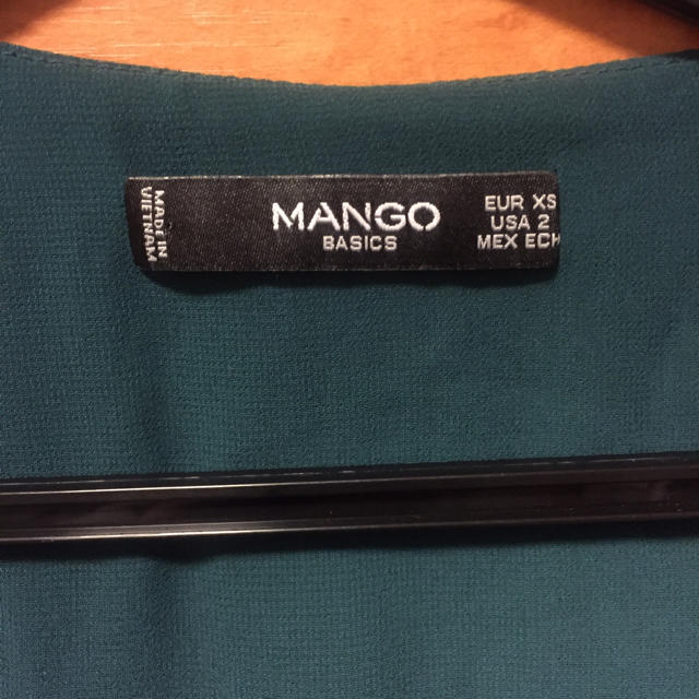 MANGO(マンゴ)のワンピース レディースのワンピース(ひざ丈ワンピース)の商品写真