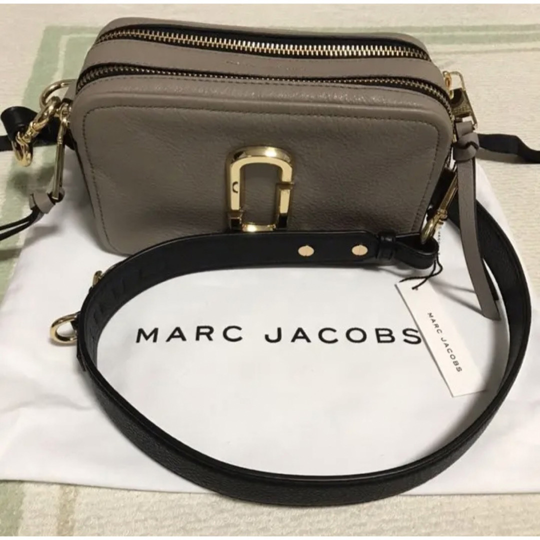 【新品】MARC JACOBS THE SOFTSHOT THE 21 セメント