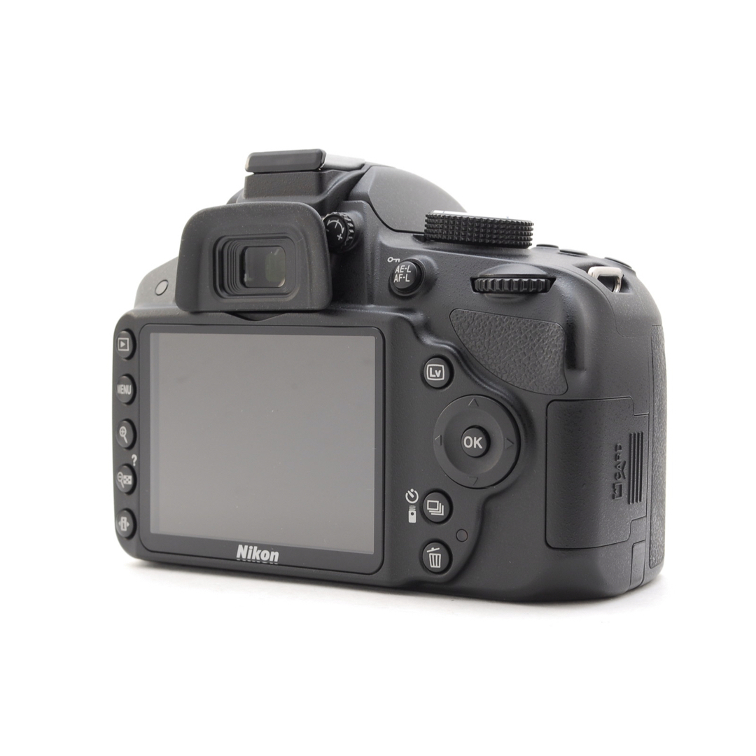 ❤️ダブルレンズ、ショット小、状態◎の極上品❤️Nikon D3200-