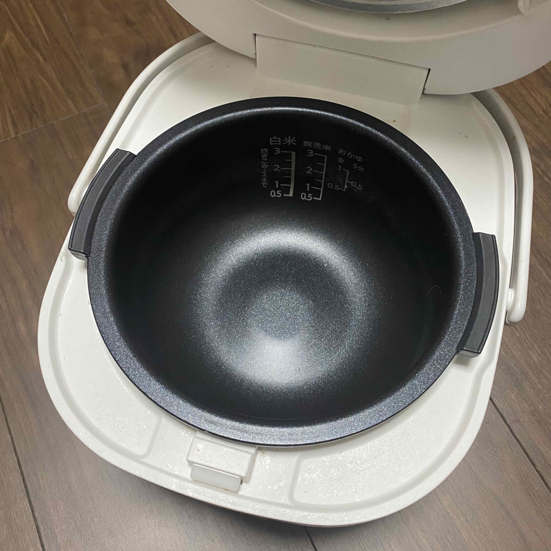 シャープ ジャー炊飯器 3合 ホワイト