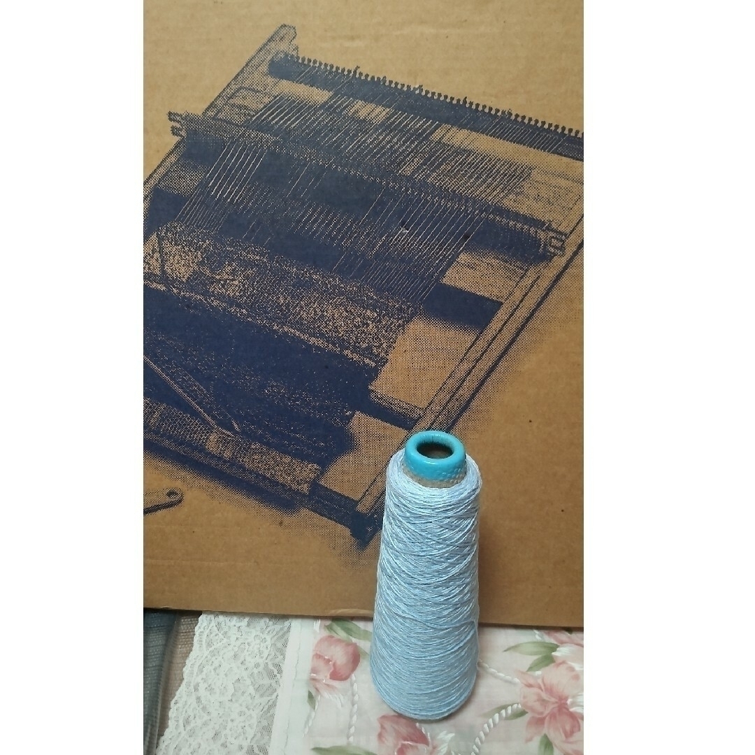 【新品未使用】卓上手織り機絵織亜（さおり織糸付き） ハンドメイドの素材/材料(その他)の商品写真