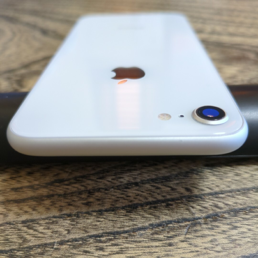 iPhone8 64GB SIMロックあり iPhone8 64GB SIMロックあり