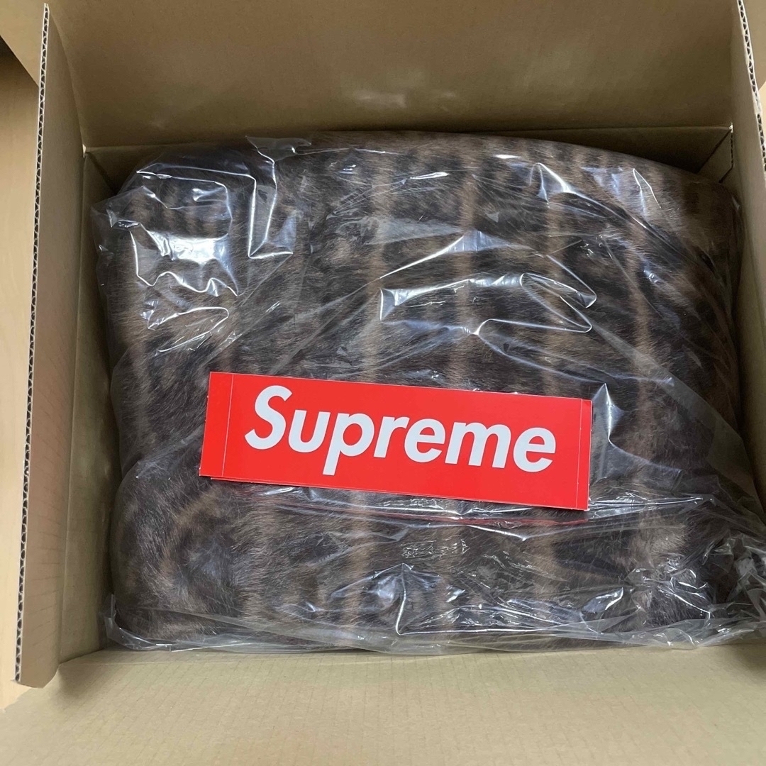 Supreme Faux Fur Hooded coat