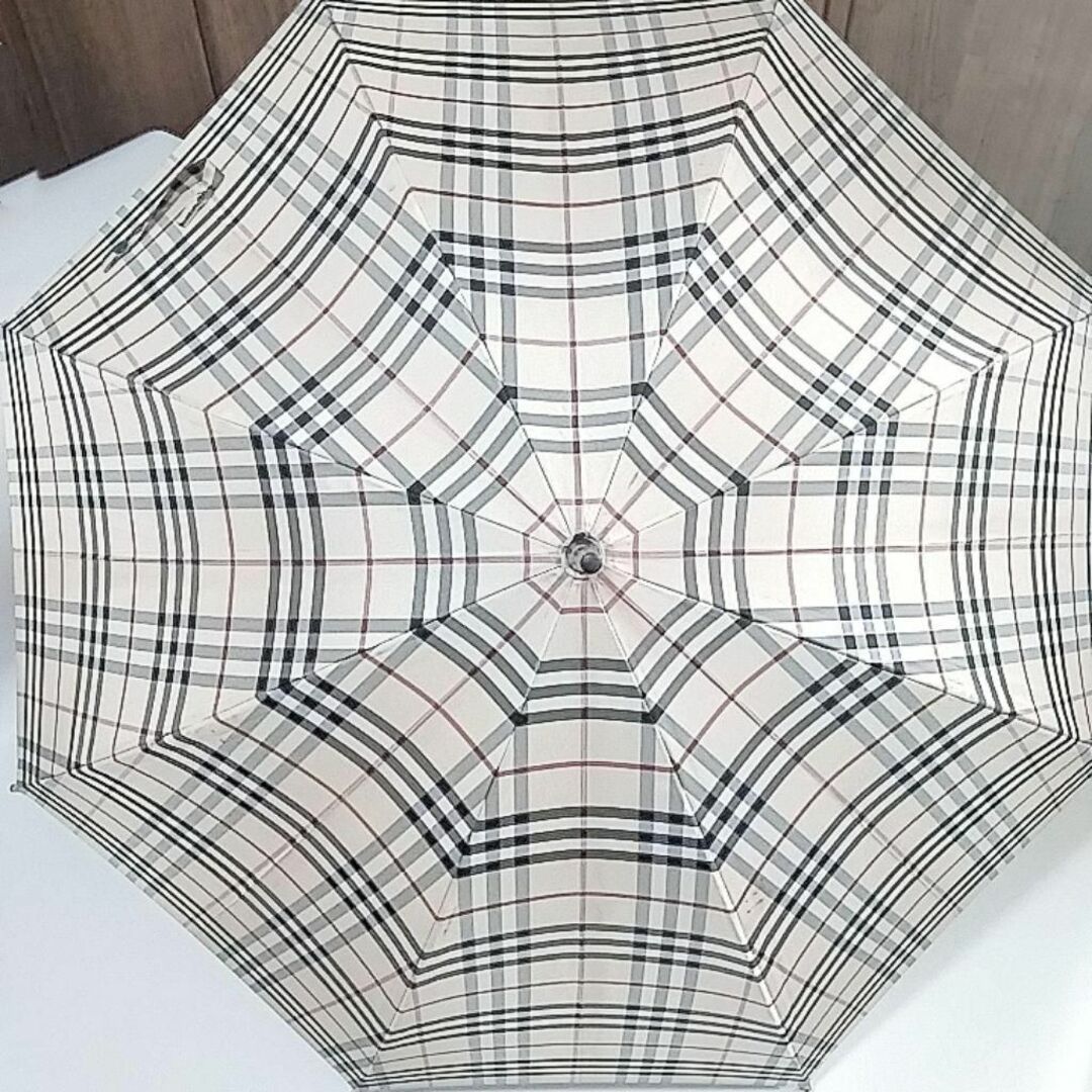 BURBERRY(バーバリー)の希少　バーバリー　長傘　傘　雨傘　ノバチェック　大きめ　ヴィンテージ　木製 メンズのファッション小物(傘)の商品写真