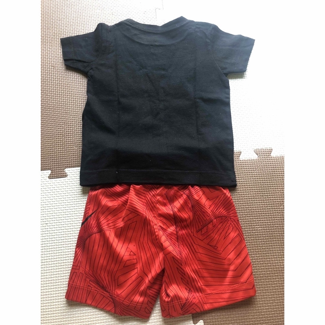 NIKE(ナイキ)のNIKE 半袖Tシャツ　半ズボン　上下セット キッズ/ベビー/マタニティのベビー服(~85cm)(Ｔシャツ)の商品写真