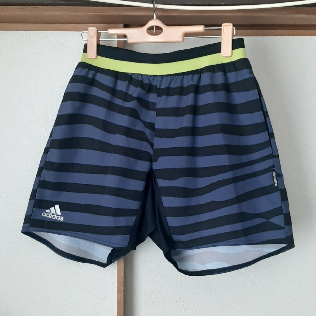 adidas(アディダス)のadidas ハーフパンツ メンズのパンツ(ショートパンツ)の商品写真