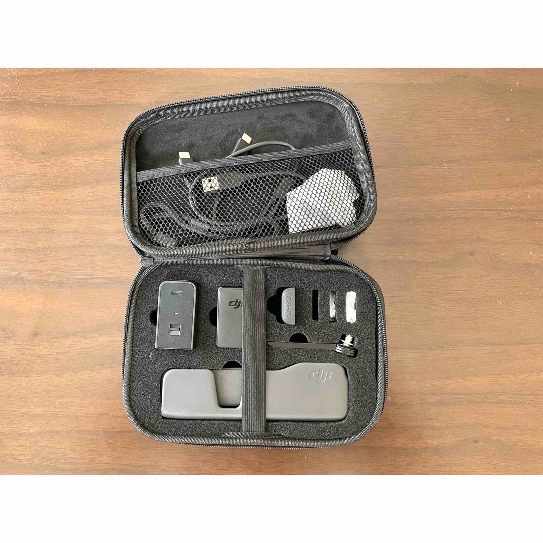 今週限定】 OSMO DJI Pocket 2 Creator Combo 今週限定】 OSMO DJI Pocket 2 Creator Combo