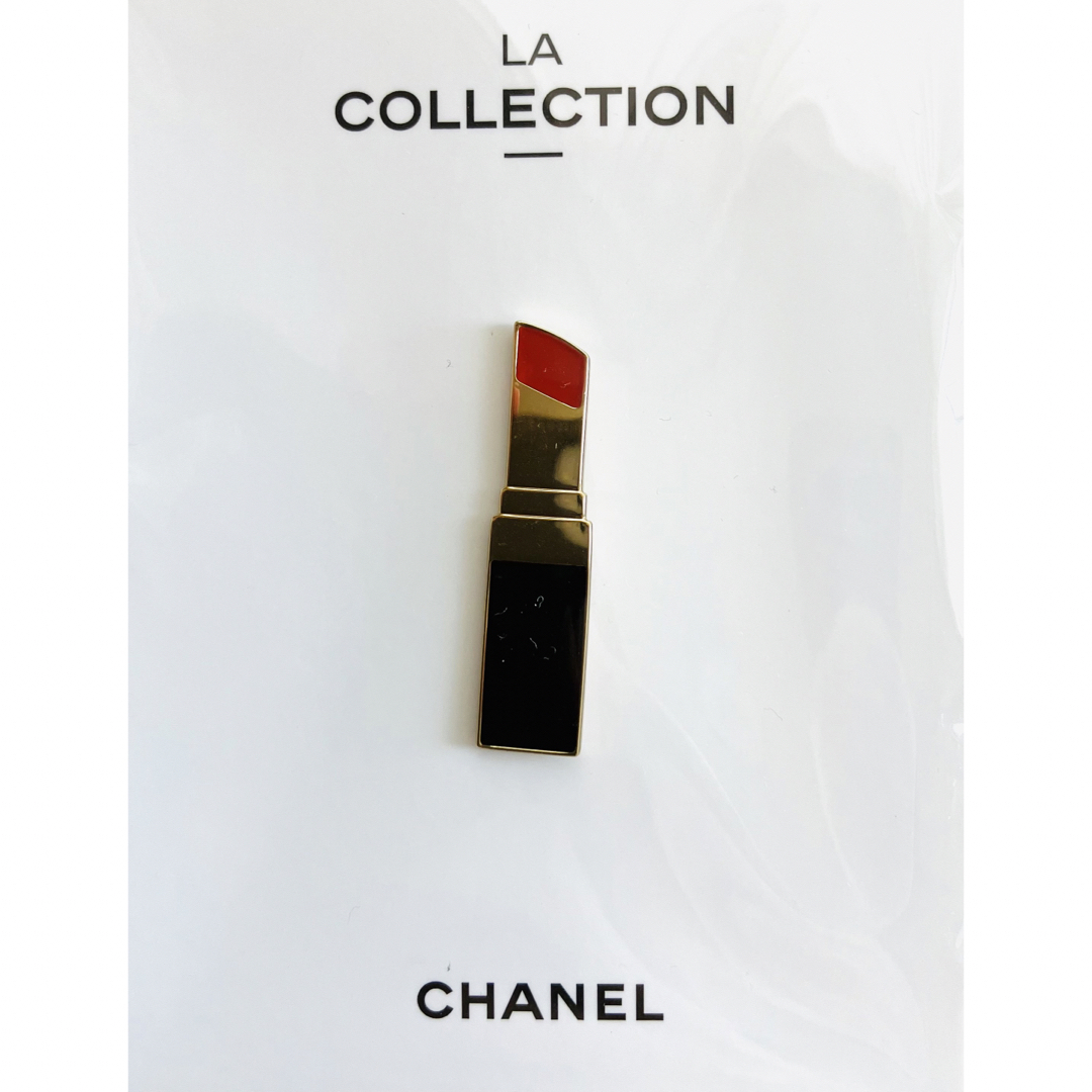 CHANEL(シャネル)の♡新品未使用♡CHANEL ブックマーク&ピンバッジ レディースのファッション小物(その他)の商品写真