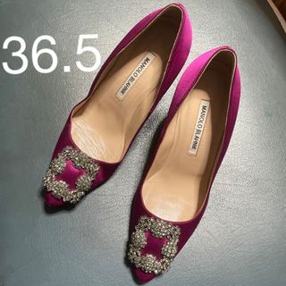 マノロブラニク(MANOLO BLAHNIK)のマノロブラニク　36.5  ハンギシ　パンプス　ビジュー(ハイヒール/パンプス)