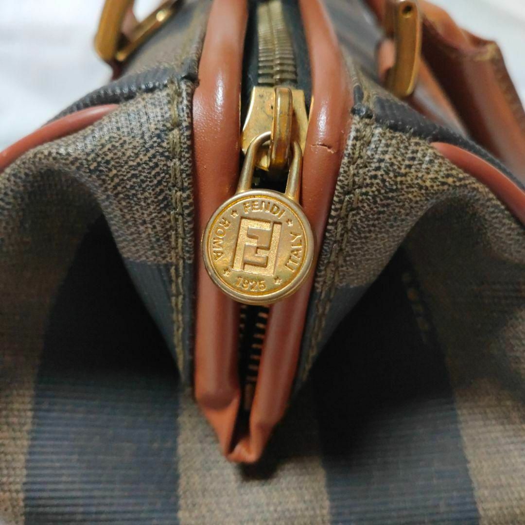 FENDI - 美品 フェンディFENDI ミニボストンバック ペカン柄 PVC