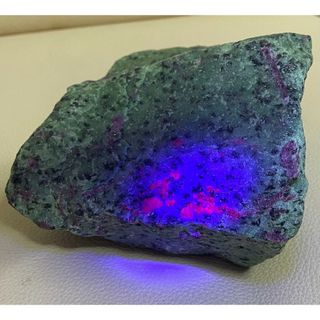 ルビーインゾイサイト 天然石 原石 宝石 ラッキー パワーストーン 約1.7KG-