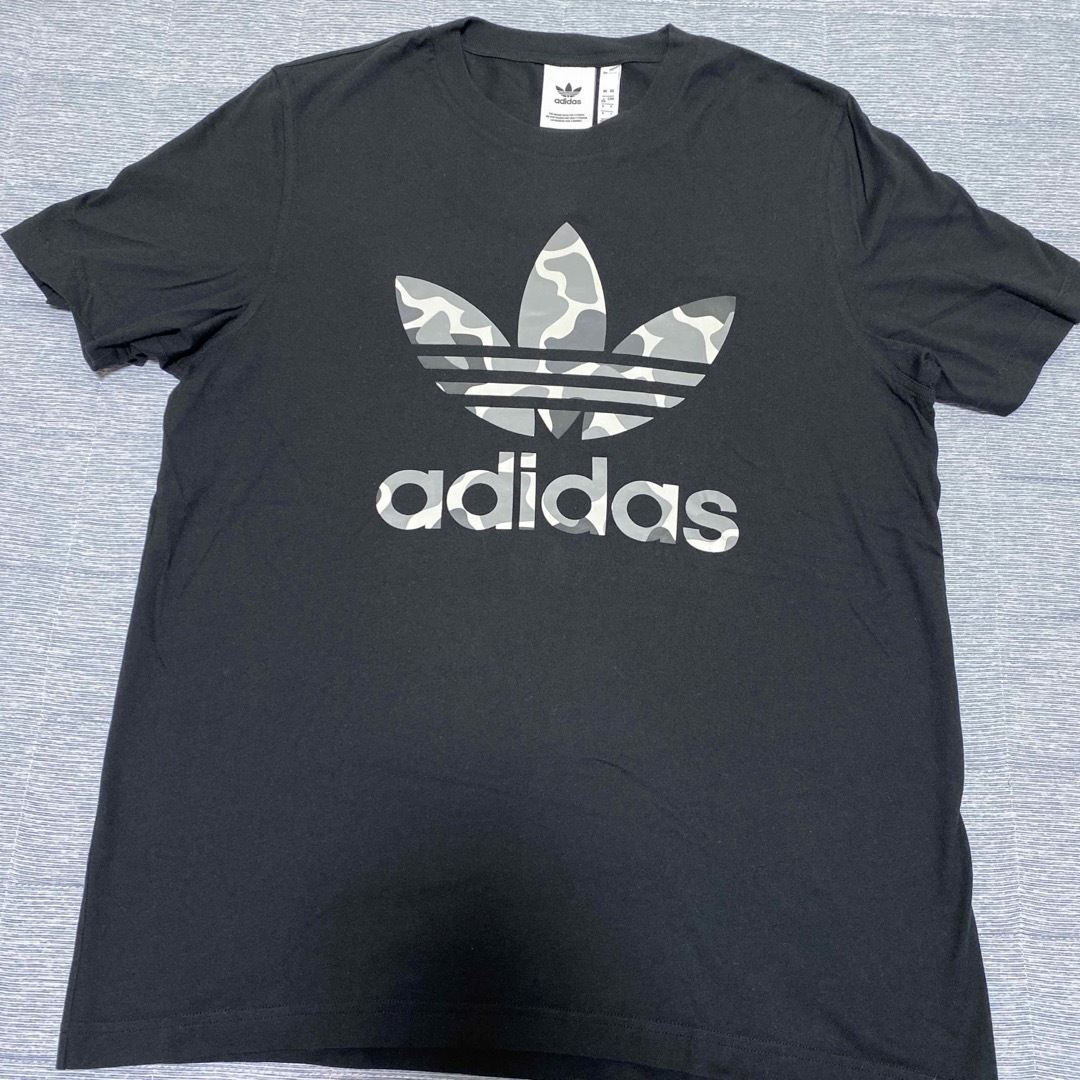 adidas(アディダス)のadidas Tシャツ メンズのトップス(Tシャツ/カットソー(半袖/袖なし))の商品写真