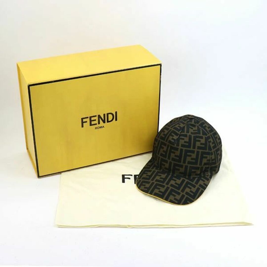 FENDI(フェンディ)のフェンディ 【FENDI】 ブラウンファブリック ベースボールキャップ メンズの帽子(キャップ)の商品写真