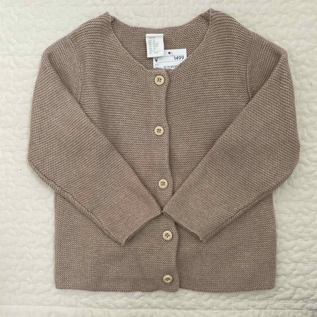 H&M(エイチアンドエム)の新品　H&M カーディガン　90 キッズ/ベビー/マタニティのキッズ服女の子用(90cm~)(カーディガン)の商品写真