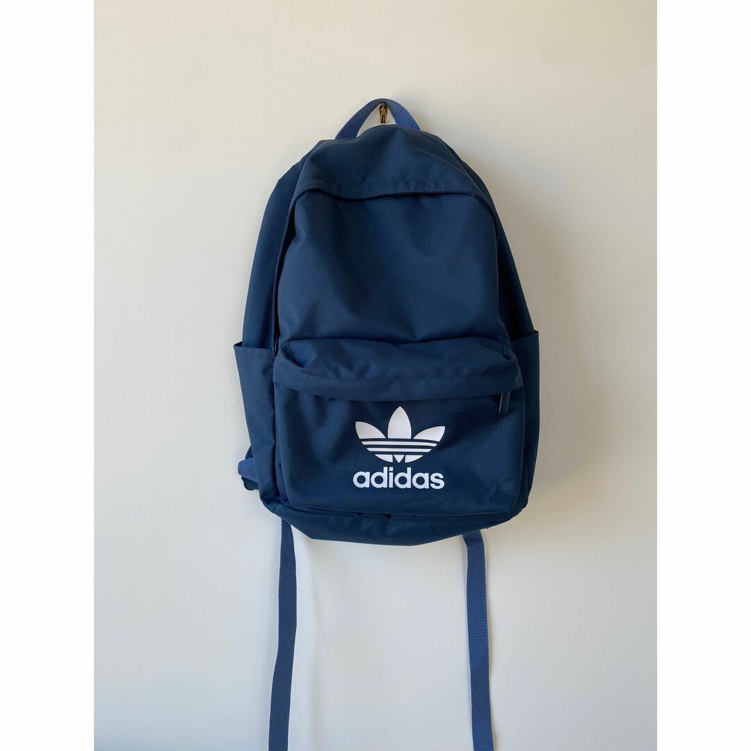 adidas(アディダス)のadidas  メンズのバッグ(バッグパック/リュック)の商品写真