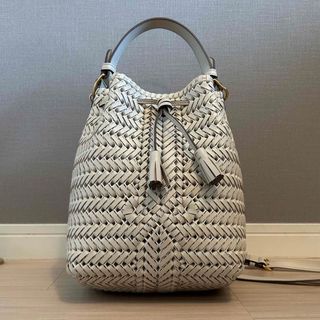 アニヤハインドマーチ(ANYA HINDMARCH)の【美品】ANYA HINDMARCHI  ショルダーバッグ(ショルダーバッグ)