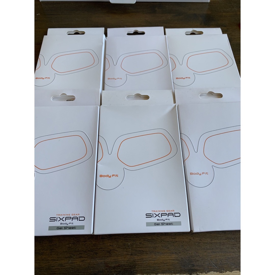 SIXPAD - シックスパッド ボディフィットの通販 by りりり's SIXPAD - シックスパッド ボディフィットの通販 by りりり's