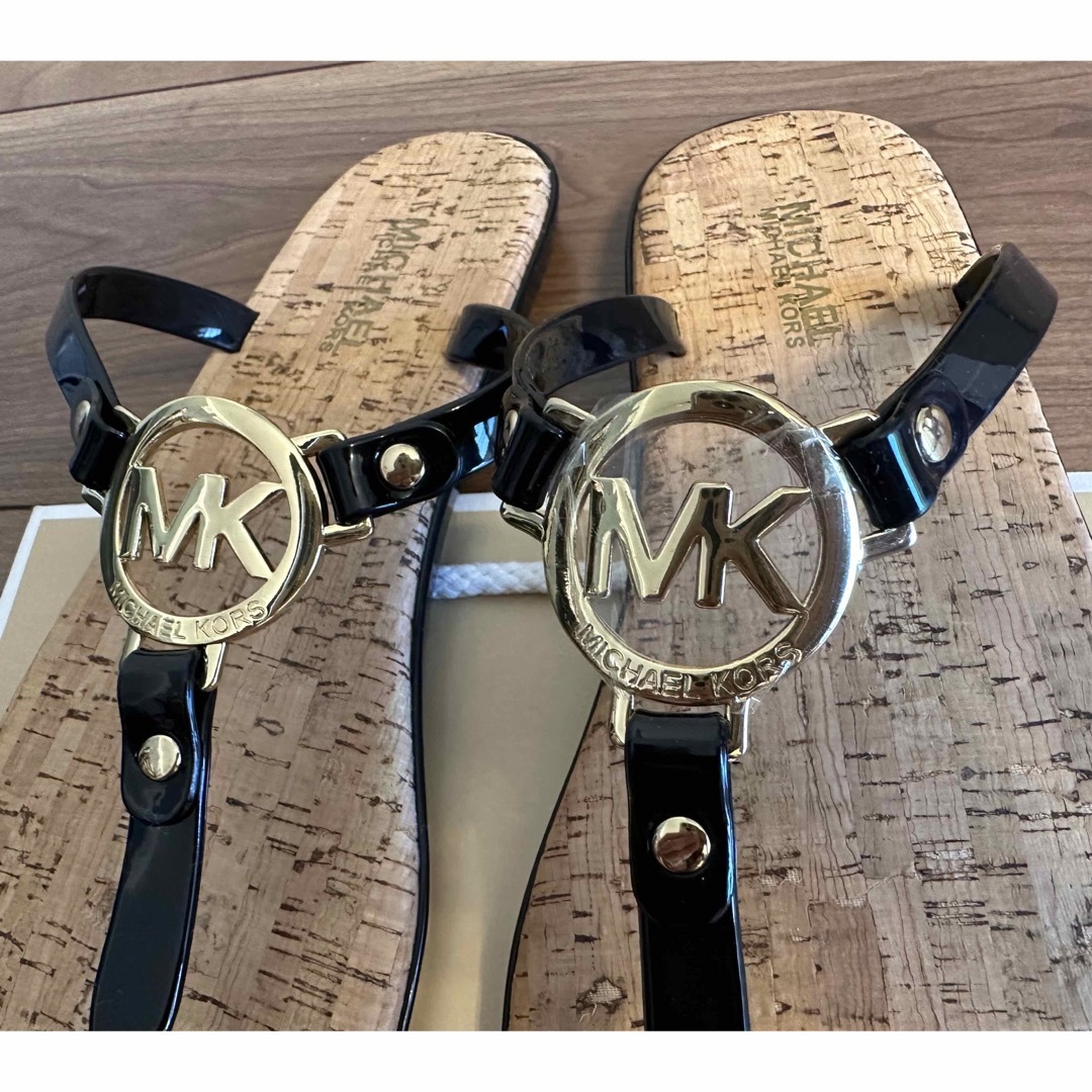 Michael Kors(マイケルコース)の未使用MICHAEL KORS マイケルコース　トングサンダル　ラストワン レディースの靴/シューズ(サンダル)の商品写真