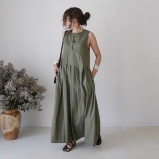 ARGUE silky essential pleats dress/khaki(ロングワンピース/マキシワンピース)