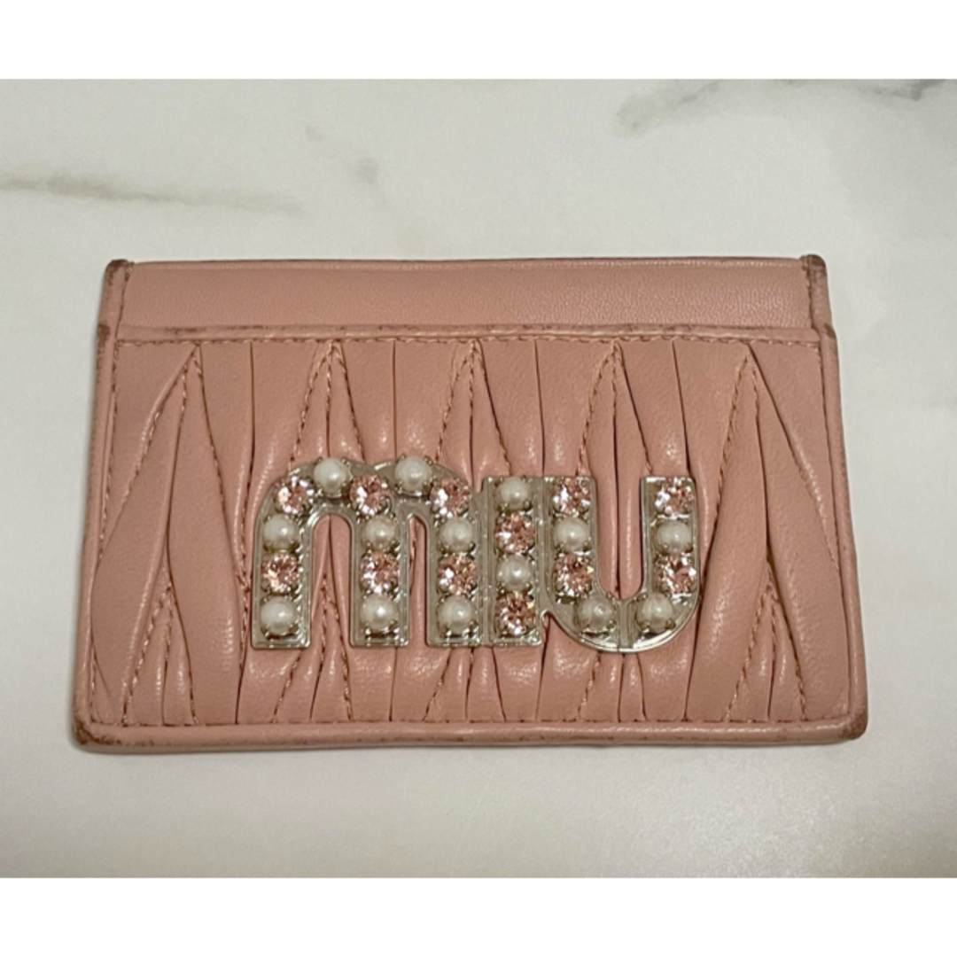miumiu パスケース ピンク マテラッセ-