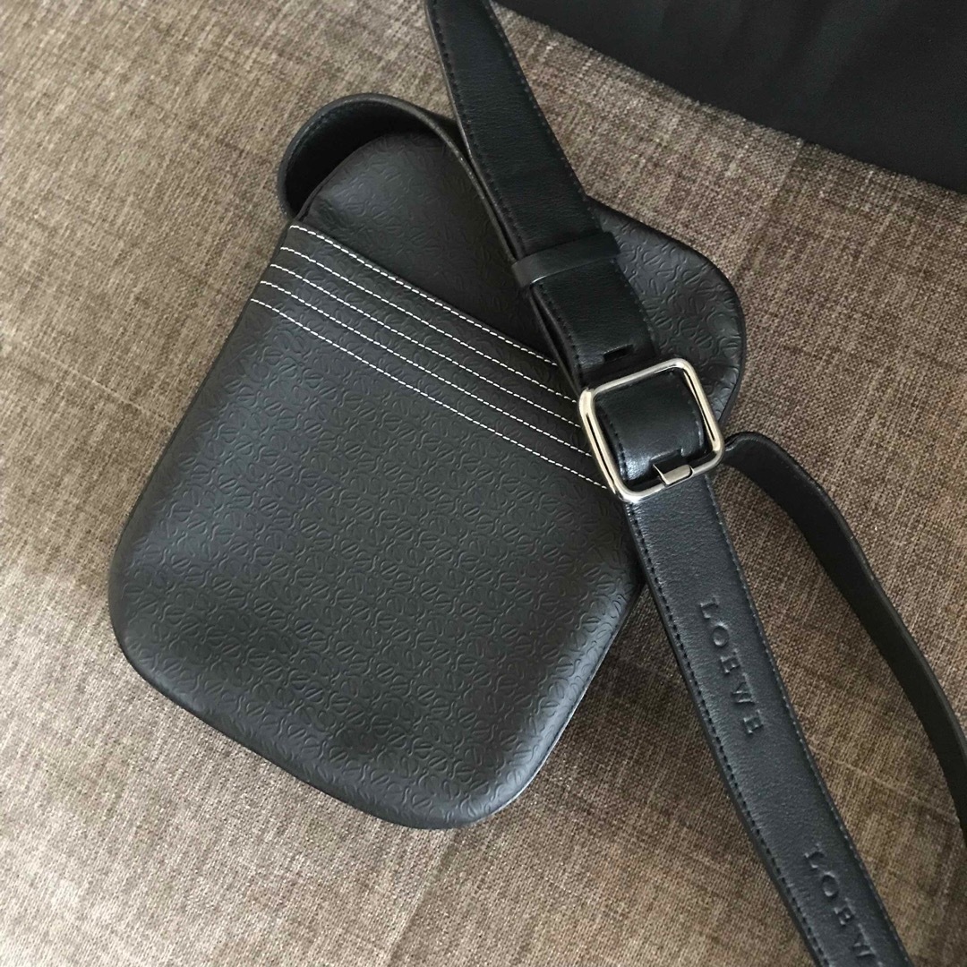 LOEWE(ロエベ)のLOEWE モノグラムショルダー バッグ レディースのバッグ(ショルダーバッグ)の商品写真