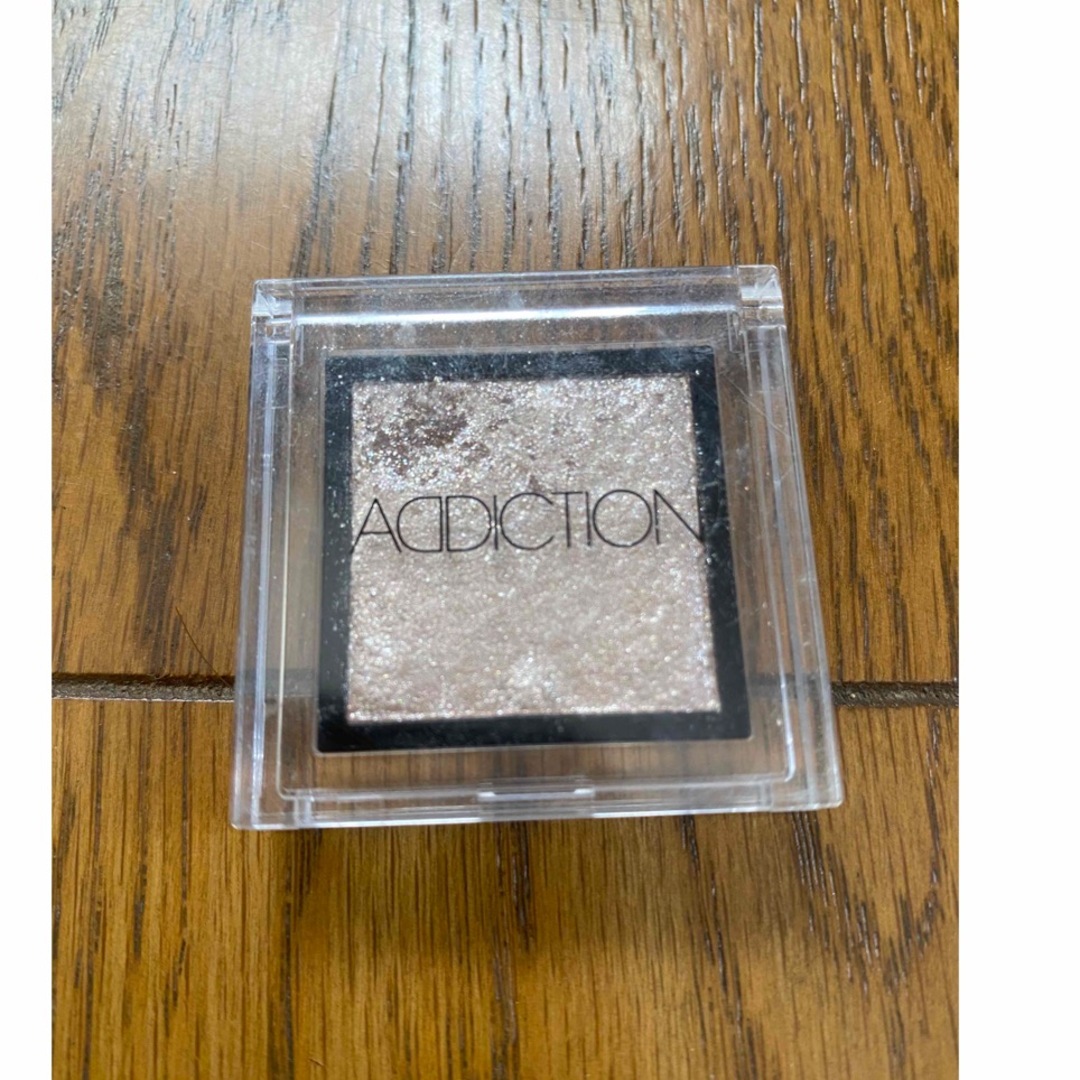 ADDICTION(アディクション)のアディクション　アイシャドウ　092 コスメ/美容のベースメイク/化粧品(アイシャドウ)の商品写真