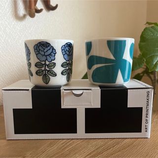 マリメッコ(marimekko)のマリメッコ ラテマグ 2個セット ヴィヒキルース　レイコ　(グラス/カップ)