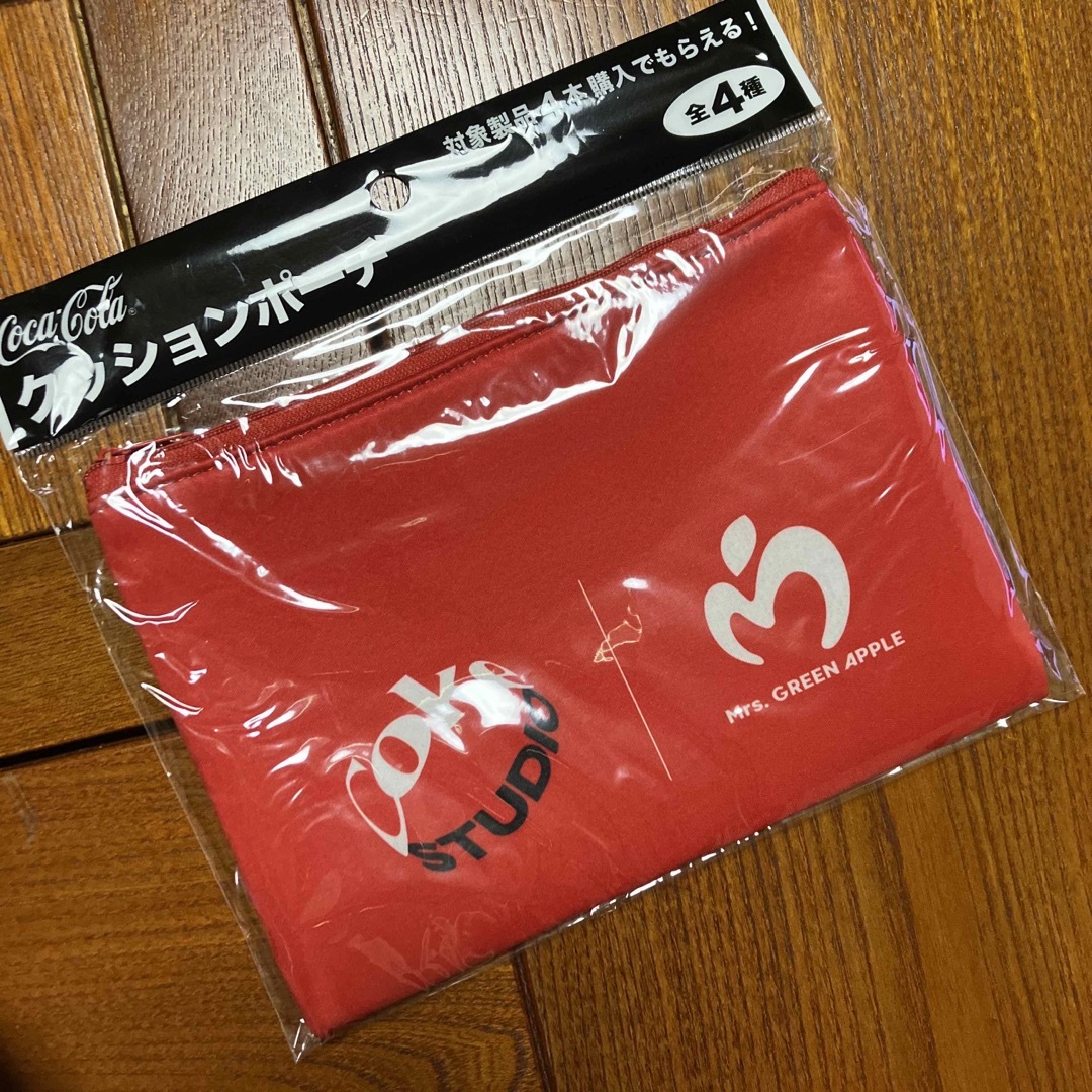 贈答 Mrs. GREEN APPLE ミセスグリーンアップル クッションポーチ