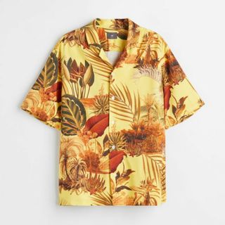 エイチアンドエム(H&M)のH&M リゾートシャツ マスタード からし色 S(シャツ)