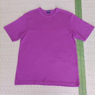 ユニクロ(UNIQLO)の【専用】2枚セットユニクロ　 半袖Tシャツ　Lサイズ　紫色&オレンジ色(Tシャツ(半袖/袖なし))