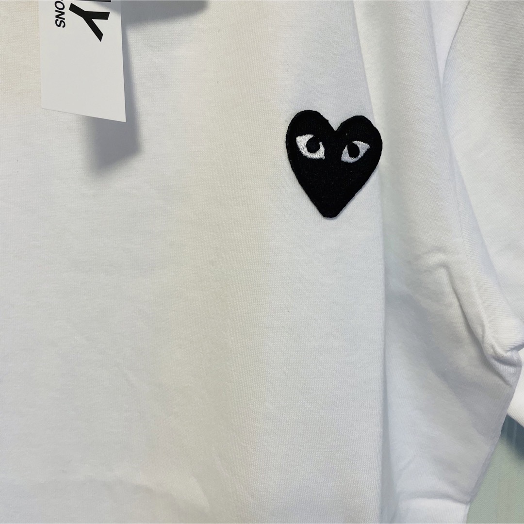 COMME des GARCONS(コムデギャルソン)のCOMME des GARCONS レディース ハートロゴ カットソー レディースのトップス(Tシャツ(半袖/袖なし))の商品写真