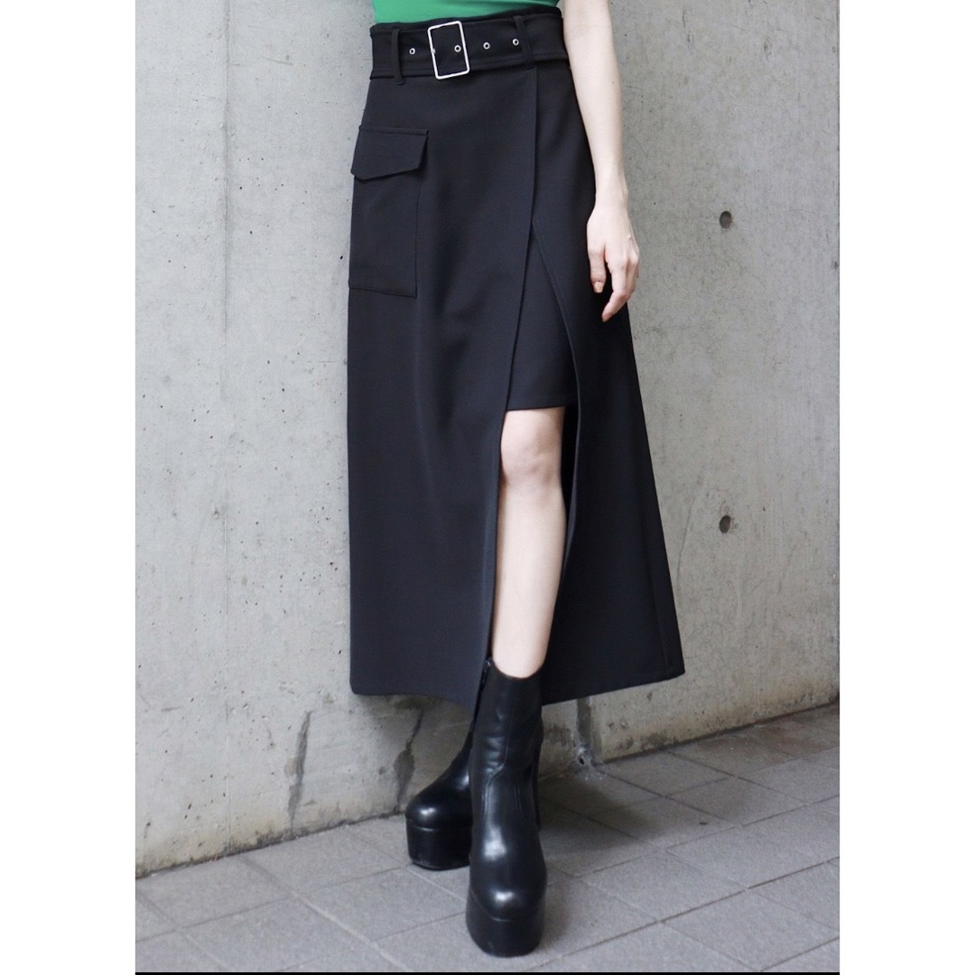 MURUA(ムルーア)の【未使用】MURUA ワイドベルトラップスカート Mサイズ  ブラック レディースのスカート(ロングスカート)の商品写真