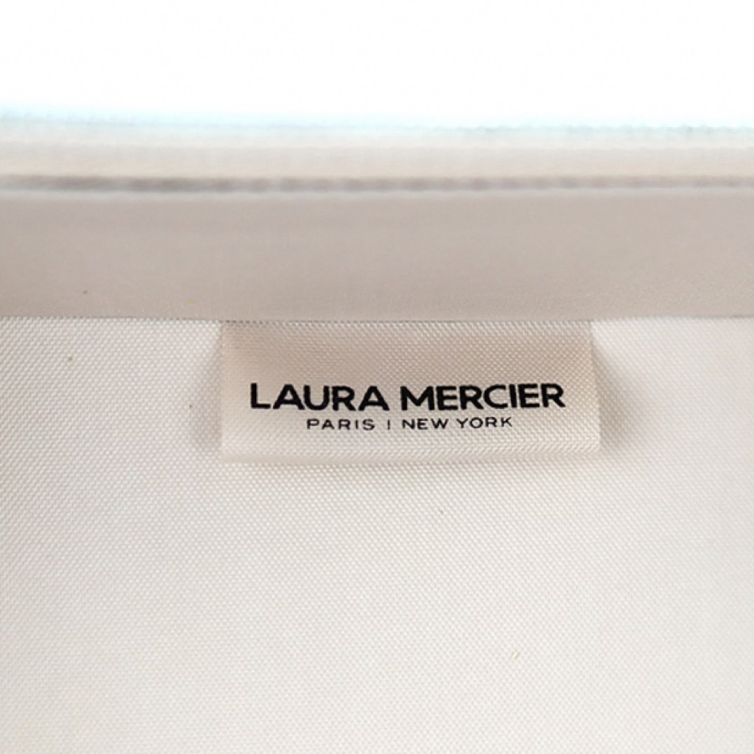 laura mercier(ローラメルシエ)のノベルティ　LAURA MARCIER ローラメルシエ  バニティケース レディースのファッション小物(ポーチ)の商品写真
