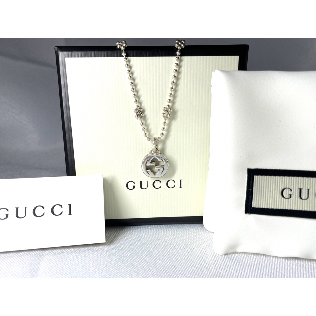 Gucci - GUCCI インターロッキング フラワーモチーフ ボールチェーンGG