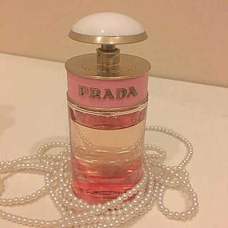 プラダ(PRADA)のmarimoさん専用です。PRADA CANDY フロラーレ 50ml 箱付き(香水(女性用))