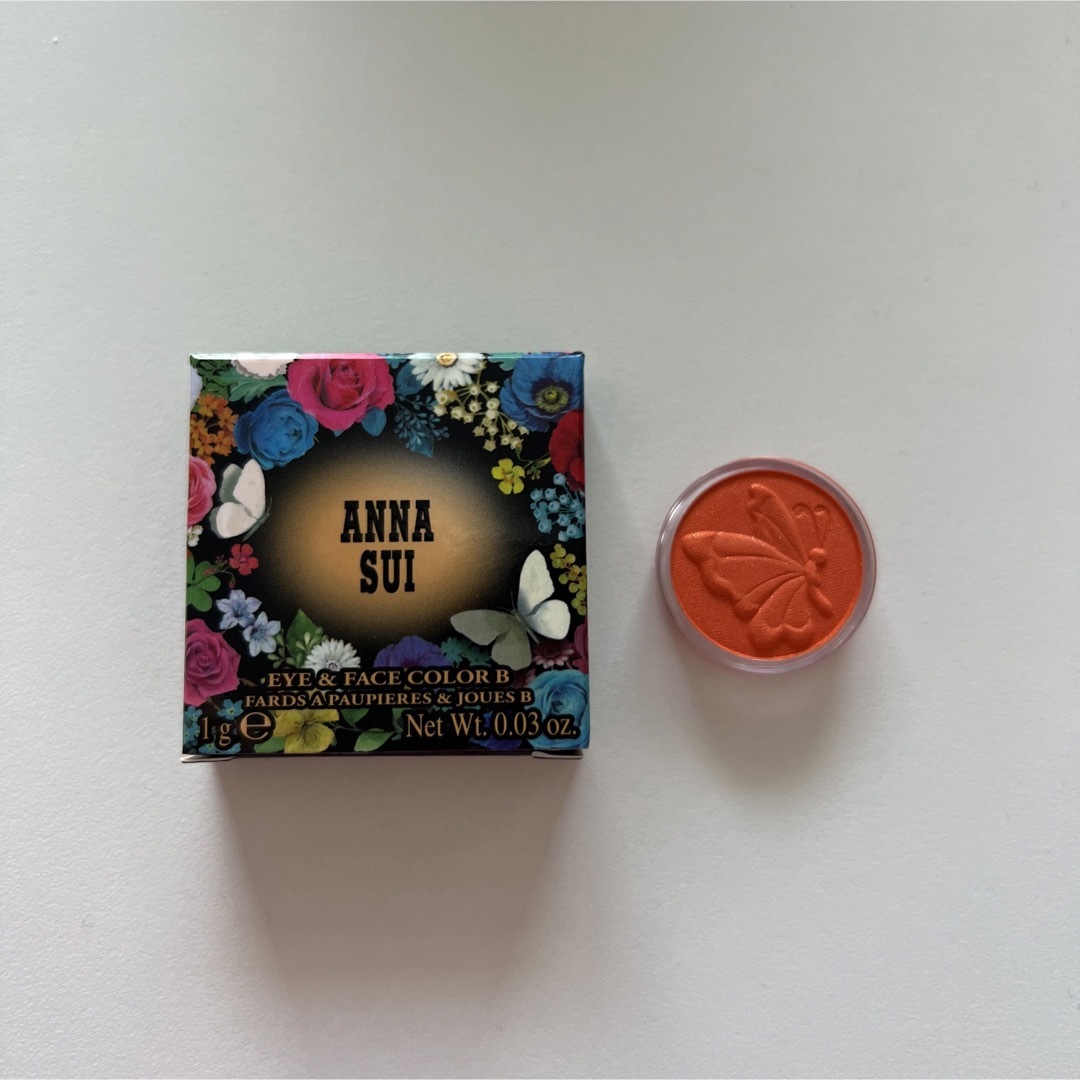 ANNA SUI(アナスイ)のアナスイ アイシャドウ オレンジ コスメ/美容のベースメイク/化粧品(アイシャドウ)の商品写真