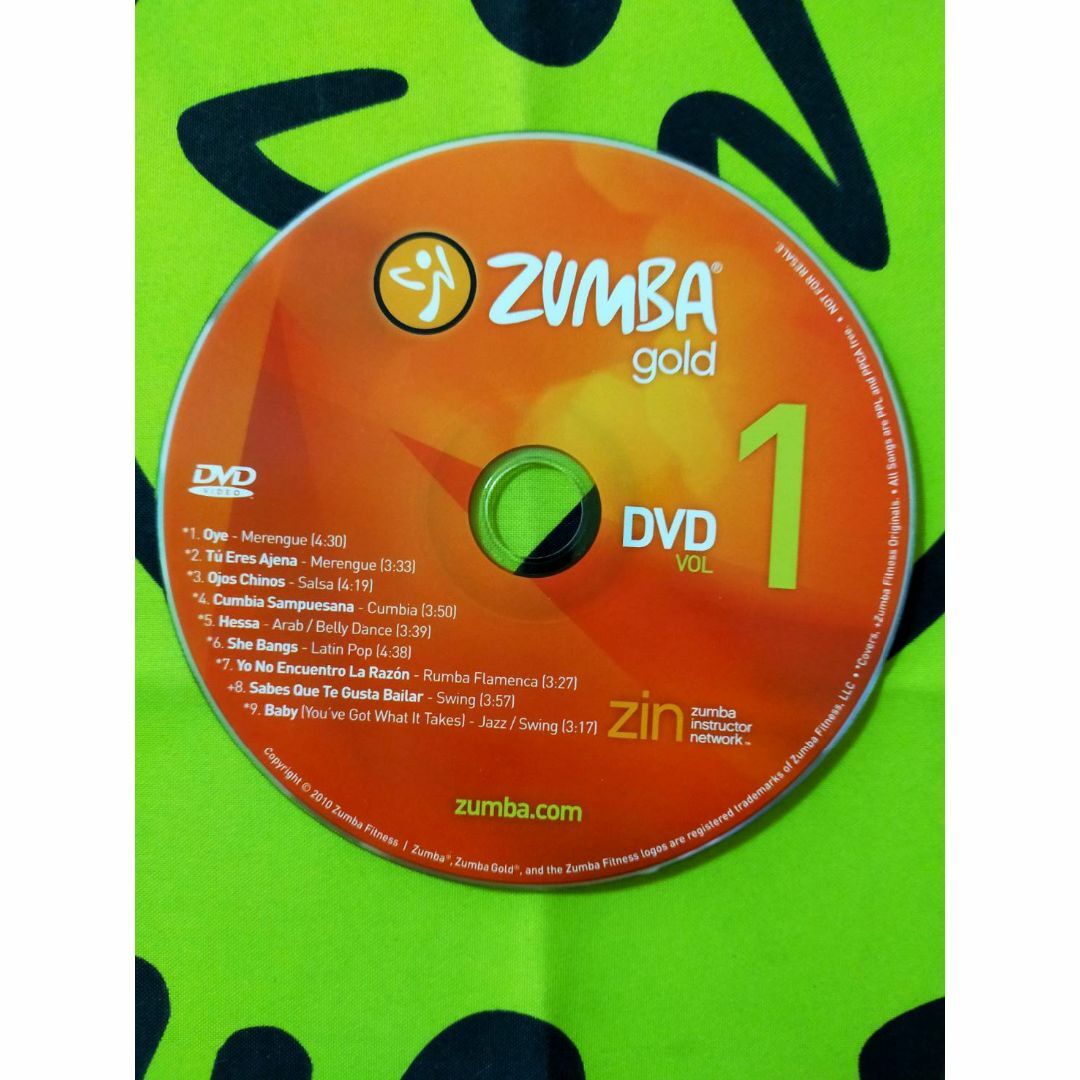 Zumba(ズンバ)のZUMBA GOLD 1 ズンバ ゴールド DVD CD インストラクター専用 エンタメ/ホビーのDVD/ブルーレイ(スポーツ/フィットネス)の商品写真