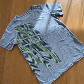 ナイキ(NIKE)のNIKE◆size150〜160◆グレー★半袖Tシャツ★ナイキ(Tシャツ/カットソー)