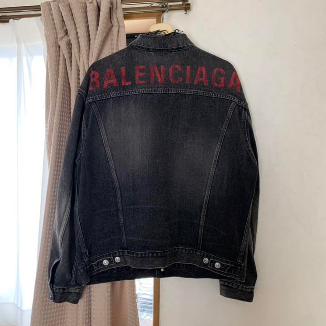 Balenciaga(バレンシアガ)のBALENCIAGA デニムジャケット　ユニセックス メンズのジャケット/アウター(Gジャン/デニムジャケット)の商品写真