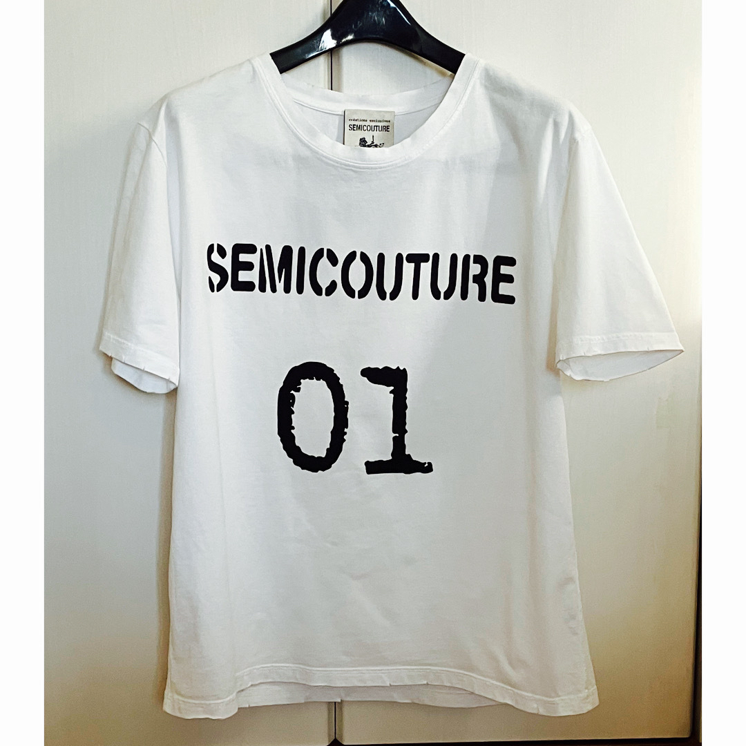 SEMI COUTURE(セミクチュール)のSEMICOUTURE セミクチュール Tシャツ S 白 ホワイト レディースのトップス(Tシャツ(半袖/袖なし))の商品写真